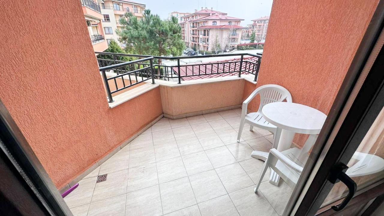 Sunny Star Dreams Condo W Prime Location, Pool, Sea View Sweti Wlas Exterior foto